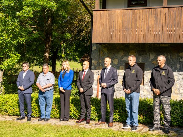 FOTO / Dan Ličko-senjske županije započeo posjetom Spomen domu dr. Ante Starčevića