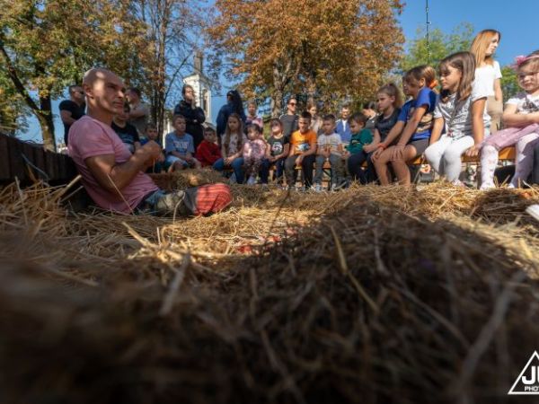 [FOTO] Održan 2. Jesenski festival u Otočcu