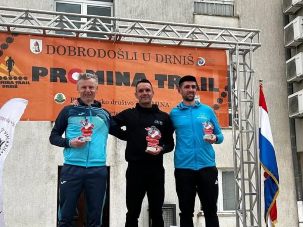 Usponi, spustovi i uspjesi - AK Velebit 2001 na Promina Trail utrci