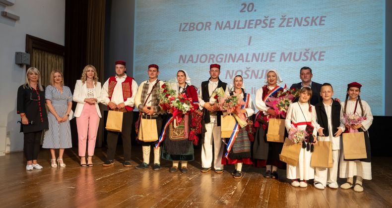Najbolje iz Like - Održan izbor najljepše djevojke u narodnoj nošnji i najoriginalnije muške narodne nošnje u sklopu 26. Smotre folklora u Otočcu