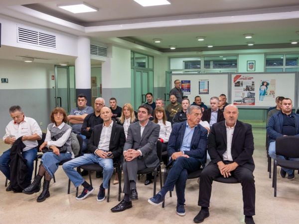 FOTO / U Gospiću održana svečana dodjela priznanja za dobrovoljne darivatelje krvi