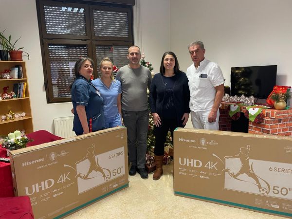 Još jedna lijepa gesta: Odjelu ginekologije OB Gospić donirana dva televizora