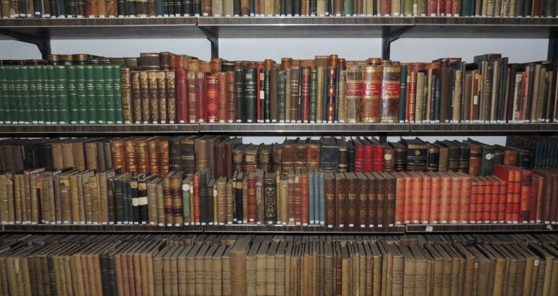 Najbolje iz Like - Zbirka starih knjiga Knjižnice Gimnazije Gospić proglašena je kulturnim dobrom Republike Hrvatske