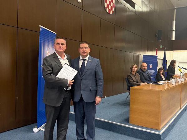 Lučka uprava Novalja osigurala 380 tisuća eura za rekonstrukciju luke