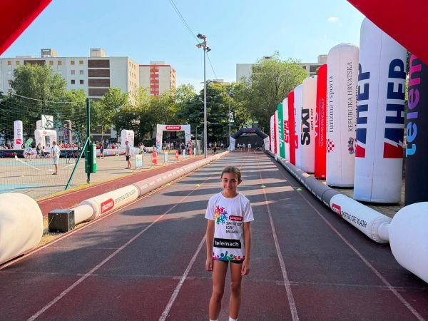 GOSPIĆ IMA DRŽAVNU PRVAKINJU: Sara Žarak ponovila uspjeh, osvojila zlato i izborila Međunarodnu završnicu u Splitu! GOSPIĆ IMA DRŽAVNU PRVAKINJU: Sara Žarak ponovila uspjeh, osvojila zlato i izborila Međunarodnu završnicu u Splitu!