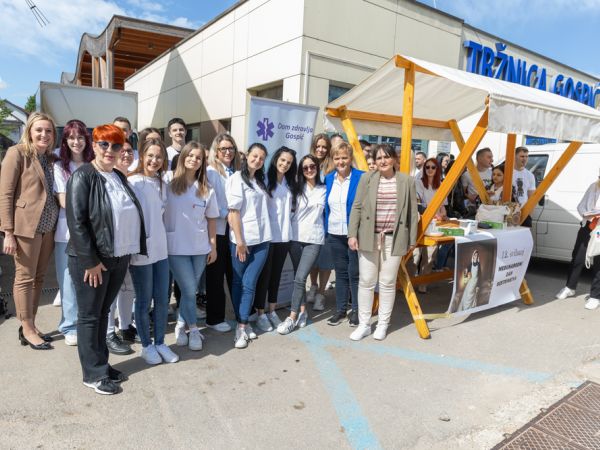U Gospiću obilježen Međunarodni dan sestrinstva U Gospiću obilježen Međunarodni dan sestrinstva