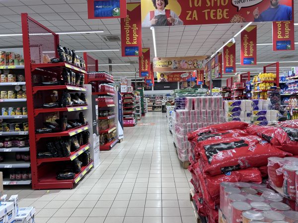 BOJKOT TRGOVINA: Kako su građani Gospića reagirali na bojkot trgovina zbog visokih cijena? BOJKOT TRGOVINA: Kako su građani Gospića reagirali na bojkot trgovina zbog visokih cijena?