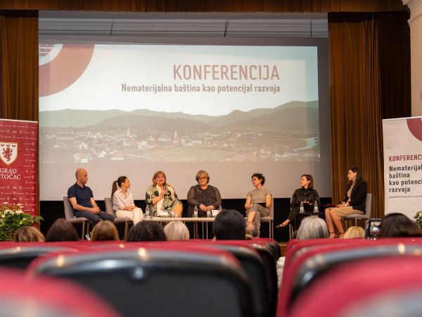 U Otočcu održano treće izdanje konferencije „Nematerijalna baština kao potencijal razvoja“