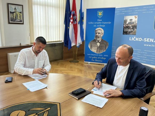 Brinje uskoro dobiva novo dječje igralište vrijedno 200 tisuća eura Brinje uskoro dobiva novo dječje igralište vrijedno 200 tisuća eura