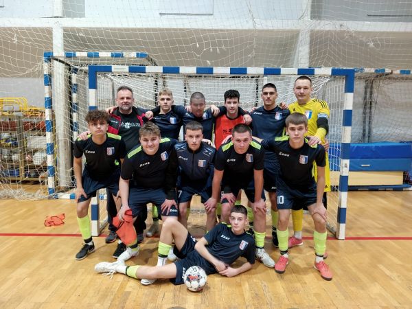 MNK Lika šport u punom pogonu: Kadeti gostuju u Puli, seniori dočekuju vodeći Dinamo