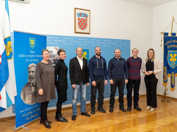 Ličko-senjska županija potpisala ugovore za Programe javnih potreba u sportu i tehničkoj kulturi za 2024. godinu Ličko-senjska županija potpisala ugovore za Programe javnih potreba u sportu i tehničkoj kulturi za 2024. godinu