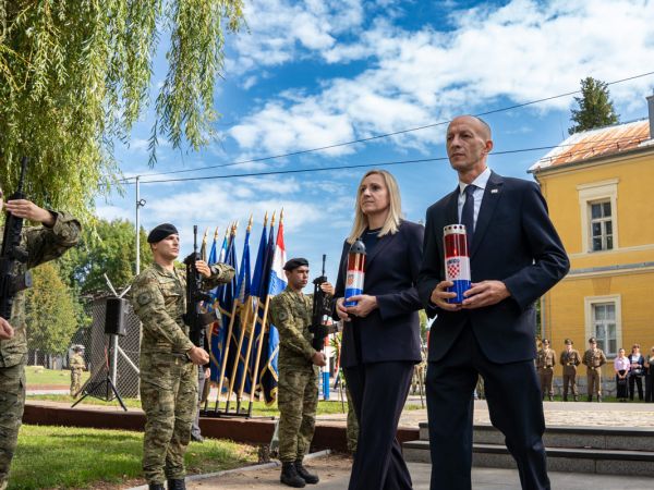 U Gospiću obilježena 32. obljetnica vojno-redarstvene operacije “Medački džep”
