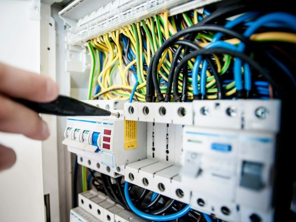 HEP će u svim kućanstvima do kraja 2029. ugraditi pametna brojila za struju HEP će u svim kućanstvima do kraja 2029. ugraditi pametna brojila za struju