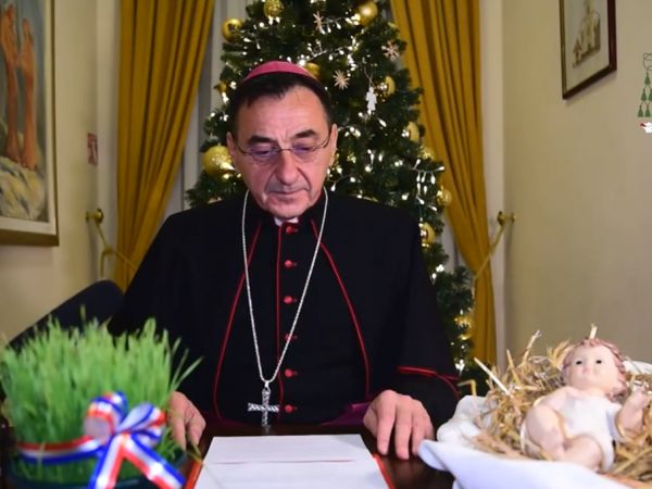 Poslušajte božićnu čestitku gospićko-senjskog biskupa Marka Mede Poslušajte božićnu čestitku gospićko-senjskog biskupa Marka Mede
