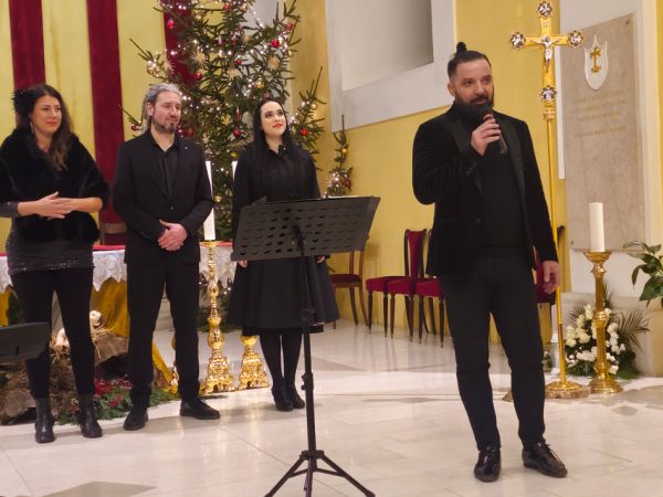 U Gospiću održan svečani božićni gala koncert U Gospiću održan svečani božićni gala koncert