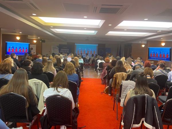 Strukovna škola Gospić sudjelovala u programu za škole ambasadore Europskog parlamenta Strukovna škola Gospić sudjelovala u programu za škole ambasadore Europskog parlamenta