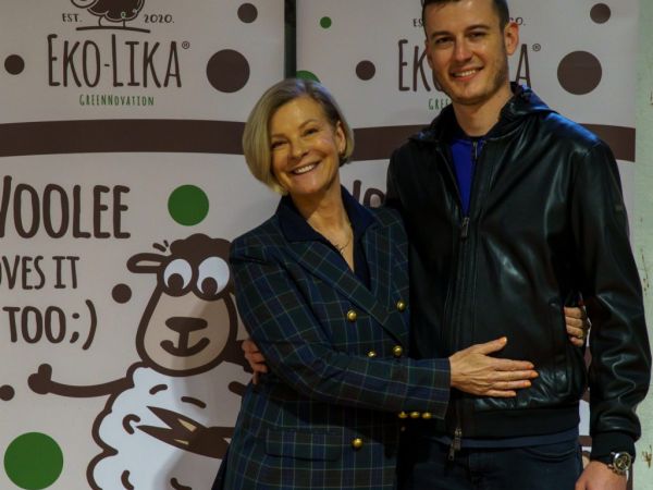 SAZNAJEMO Lički brend WOOLEE krenuo s prodajom svojih proizvoda SAZNAJEMO Lički brend WOOLEE krenuo s prodajom svojih proizvoda