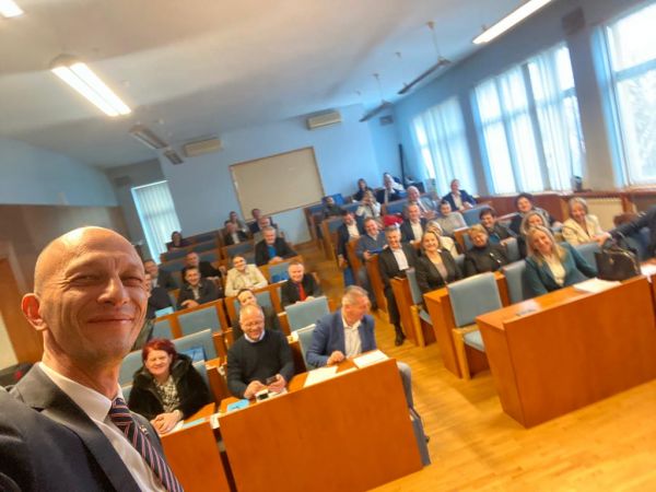 Županijska skupština Ličko-senjske županije usvojila Proračun za 2024. godinu Županijska skupština Ličko-senjske županije usvojila Proračun za 2024. godinu