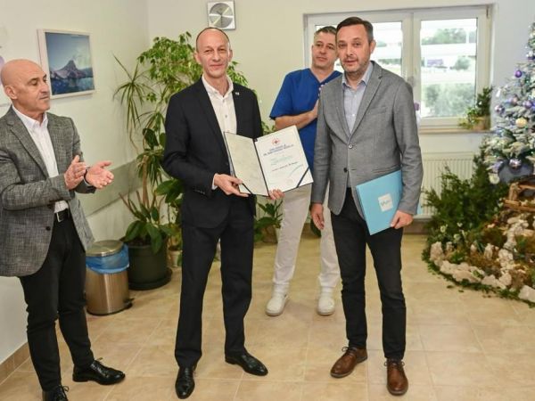 Dom zdravlja Novalja bogatiji za novi ultrazvučni uređaj