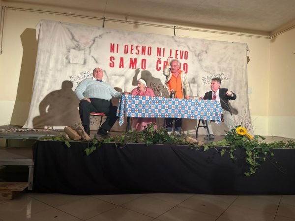 Satirična komedija “Skupština” oduševila publiku u Žabici