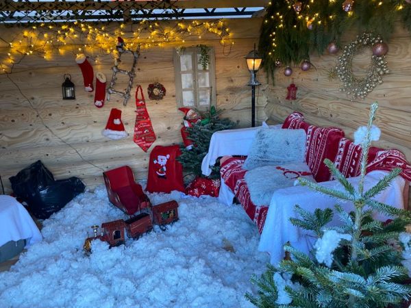 Sve je zpremno za blagdanski spektakl - “Advent u Lici” Pogledajte slike! Sve je zpremno za blagdanski spektakl - “Advent u Lici” Pogledajte slike!