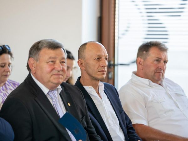 Dan ponosa i suradnje: Svečana sjednica Općinskog vijeća Općine Lovinac okupila istaknute političare i predstavnike vlasti