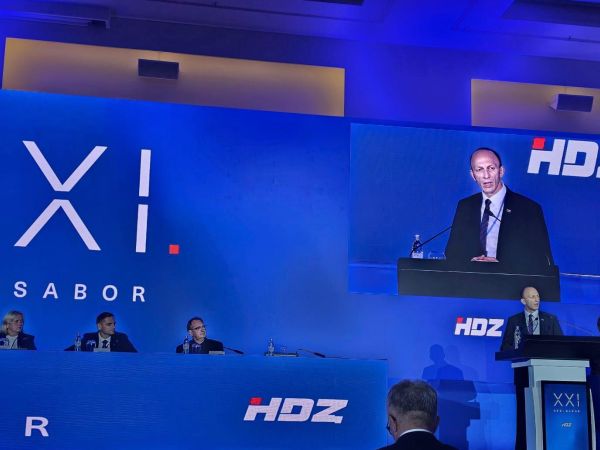 Opći sabor HDZ-a: Ernest Petry izabran u Predsjedništvo stranke, Željko Tomljanović u Nacionalni odbor Opći sabor HDZ-a: Ernest Petry izabran u Predsjedništvo stranke, Željko Tomljanović u Nacionalni odbor