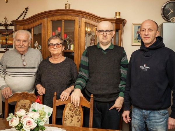 Ljubav koja ne poznaje umor: Pomozimo obitelji Pavelić da osigura prilagođen dom za svog Ivana Ljubav koja ne poznaje umor: Pomozimo obitelji Pavelić da osigura prilagođen dom za svog Ivana