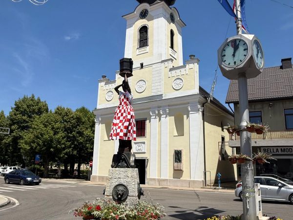 Kad navija cijeli grad: Vodarica Marta odjenula kockice