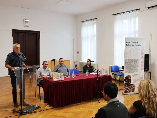 Predstavljena knjiga “Prvi hrvatski tiskar Broz žakan“ u Otočcu