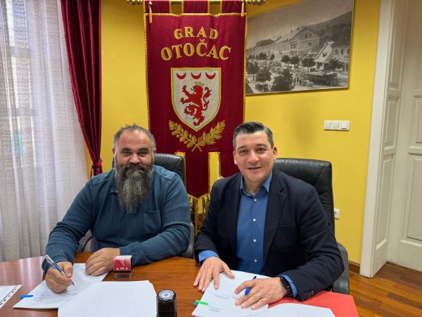 Otočac dobiva sklonište za pse: Grad potpisao ugovor vrijedan 74.737 eura Otočac dobiva sklonište za pse: Grad potpisao ugovor vrijedan 74.737 eura