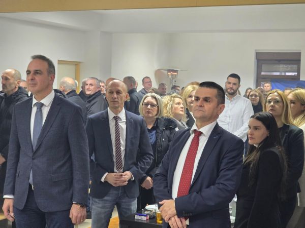 U Vagancu svečano obilježena 35. obljetnica osnivanja HDZ-a za općinu Plitvička jezera U Vagancu svečano obilježena 35. obljetnica osnivanja HDZ-a za općinu Plitvička jezera