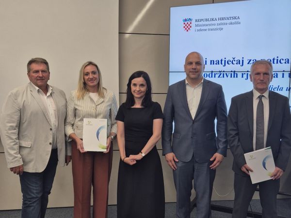 Ličko-senjskoj županiji, Gradu Senju i Općini Brinje dodijeljeno preko 160 tisuća eura za pametna prometna rješenja