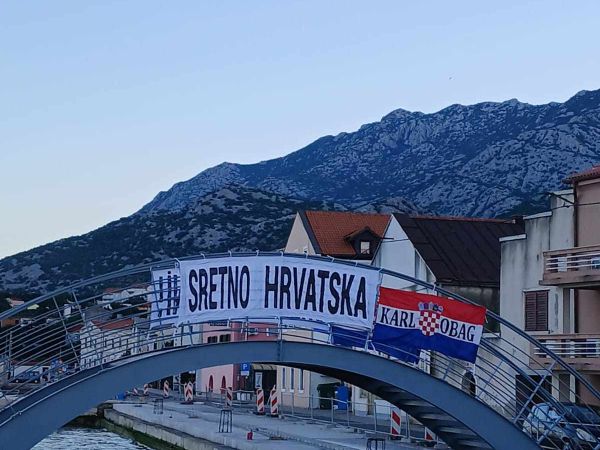 Uoči utakmice na Svjetskom prvenstvu Karlobag poslao jasnu poruku: Hrvatska je uz vas!