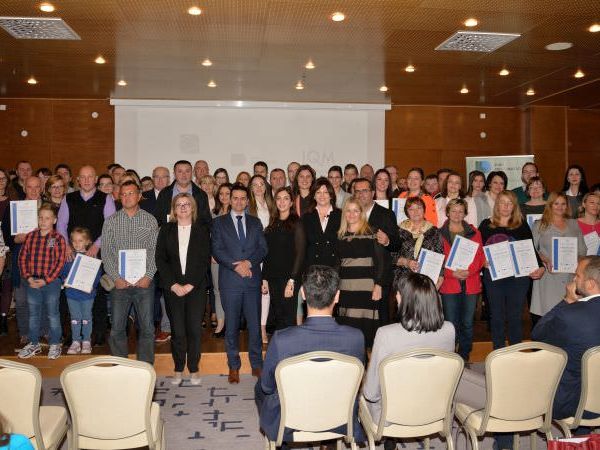 ČESTITKE!! Sedam godina od osnutka Klastera Lika Destination ČESTITKE!! Sedam godina od osnutka Klastera Lika Destination