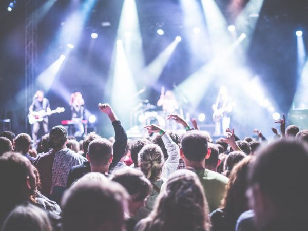 Otkazan koncert Psihomodo Popa Otkazan koncert Psihomodo Popa