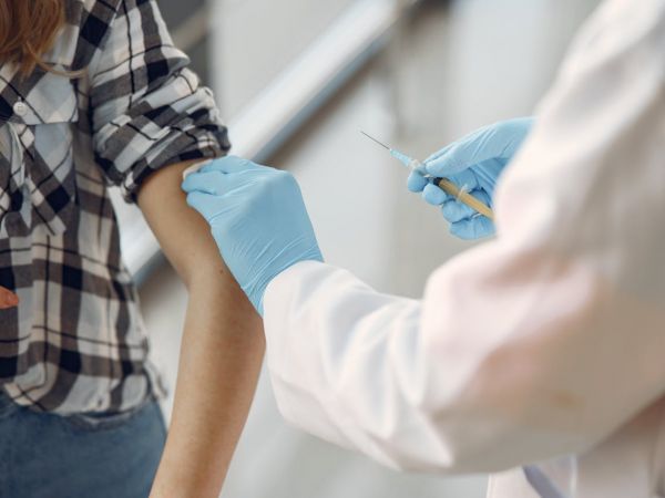 Novi kalendar cijepljenja: Uvode se dva dodatna docjepljivanja za školsku djecu Novi kalendar cijepljenja: Uvode se dva dodatna docjepljivanja za školsku djecu