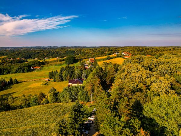 Hrvatska turistička zajednica objavila je javni natječaj za financiranje projekata u turistički nerazvijenim područjima Hrvatska turistička zajednica objavila je javni natječaj za financiranje projekata u turistički nerazvijenim područjima