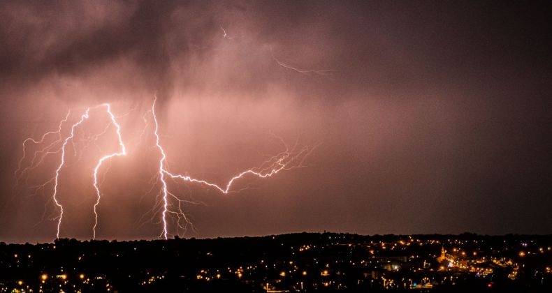 Najbolje iz Like - DHMZ za danas najavljuje vrućinu, pljuskove i vjetar na Jadranu
