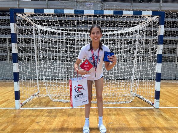 Veliki uspjeh za RK Gospić: Djevojčice U11 četvrte u Hrvatskoj, Rita Orešković najbolja igračica turnira!