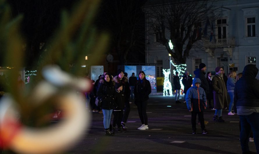 Otkrijte čaroliju Božića u ličkim gradovima