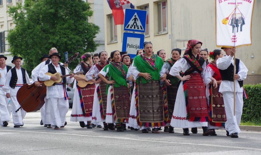 Tamburica kuterevka osvaja gdje god se pojavi